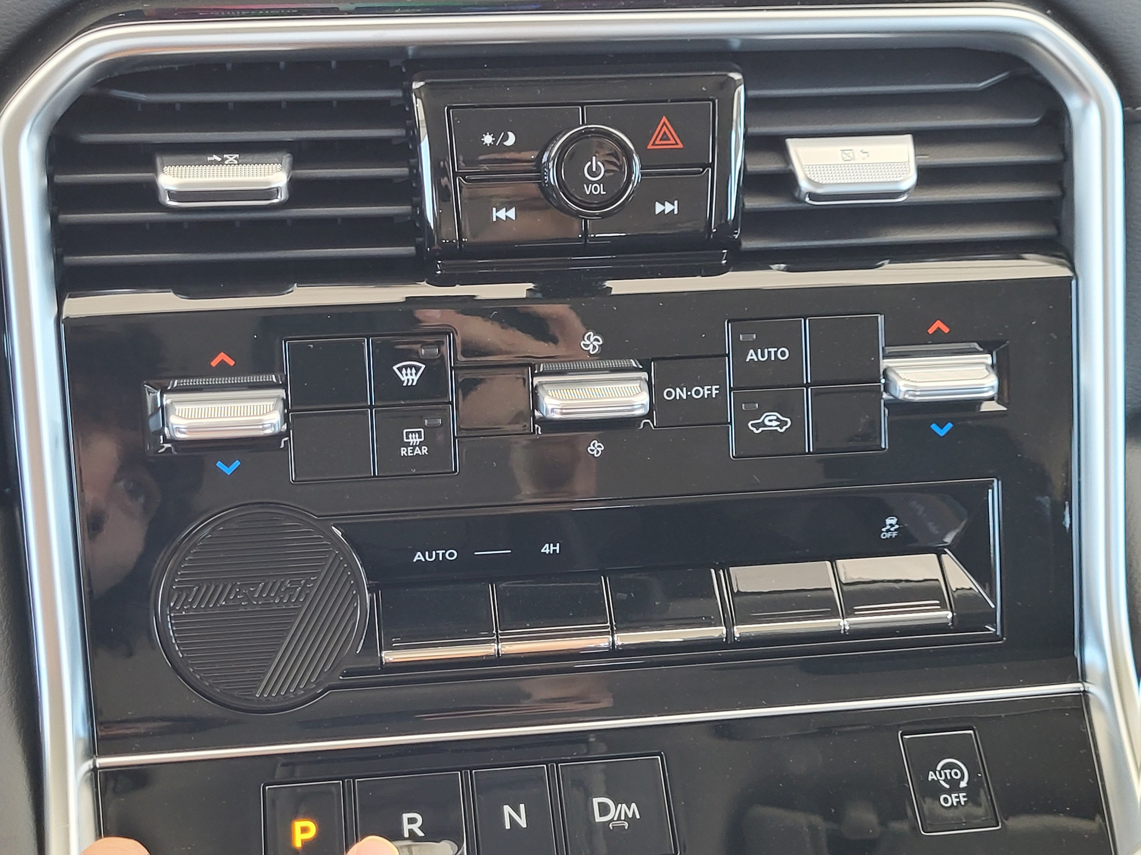 2026 Nissan Armada 4x4 SV