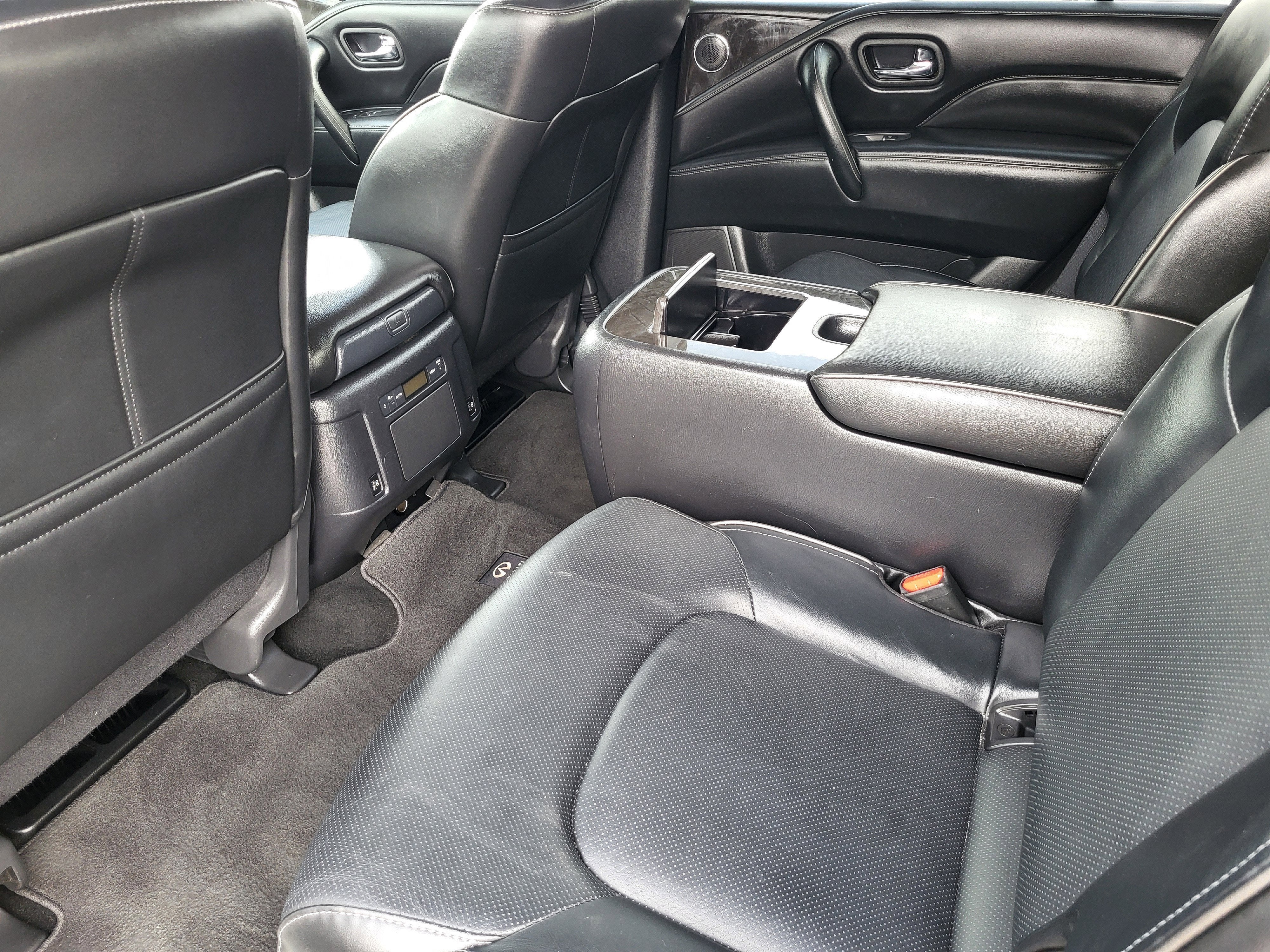 2024 INFINITI QX80 LUXE