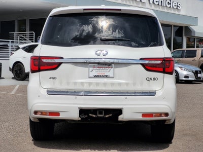 2024 INFINITI QX80 LUXE