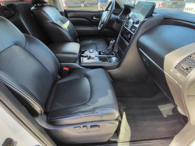 2024 INFINITI QX80 LUXE