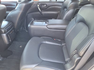 2024 INFINITI QX80 LUXE