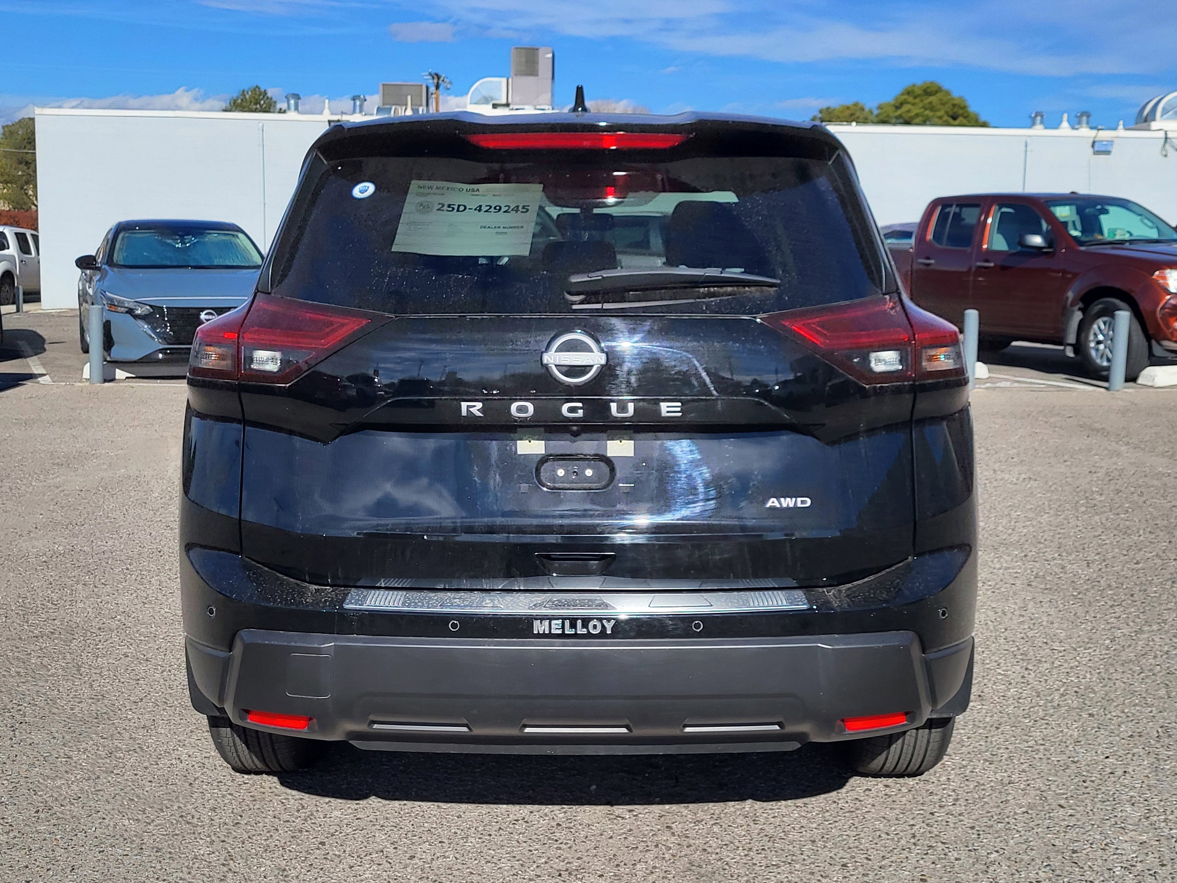 2025 Nissan Rogue SV