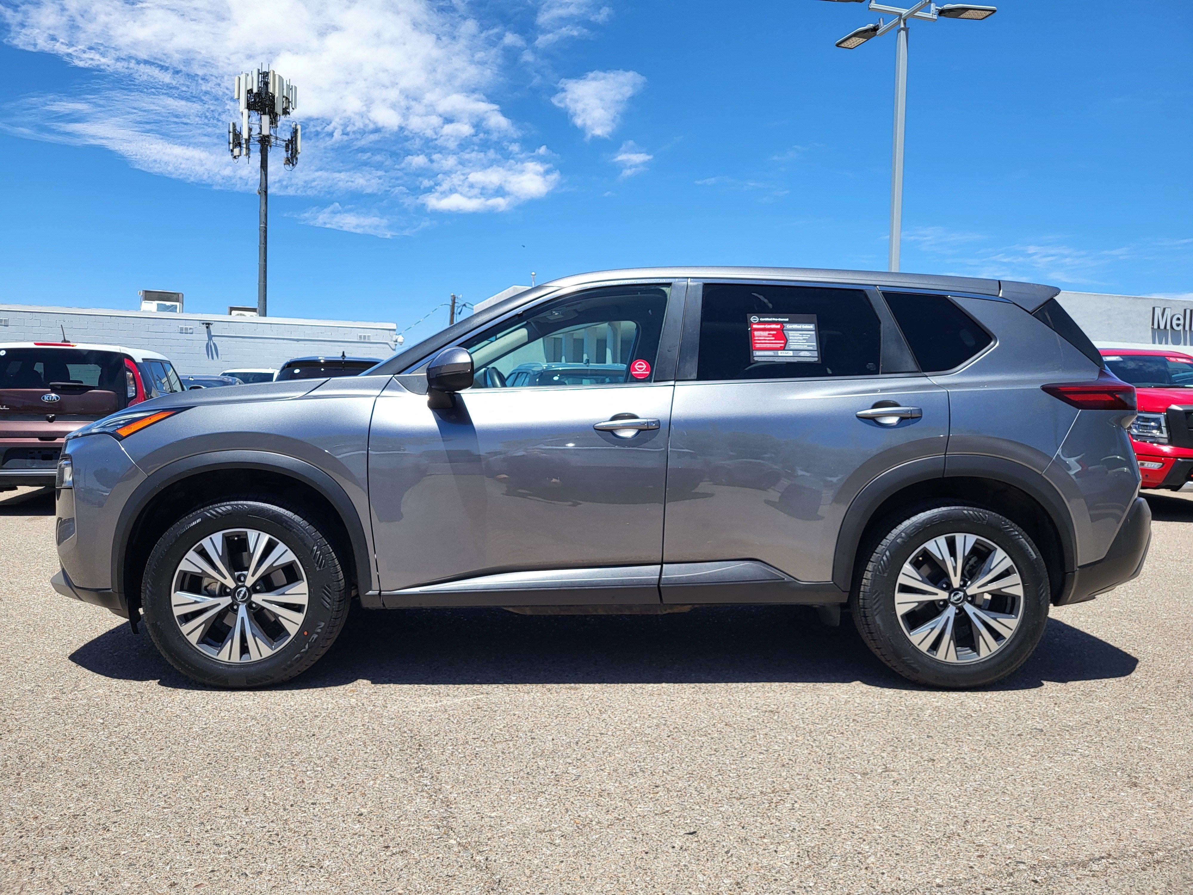 2023 Nissan Rogue SV