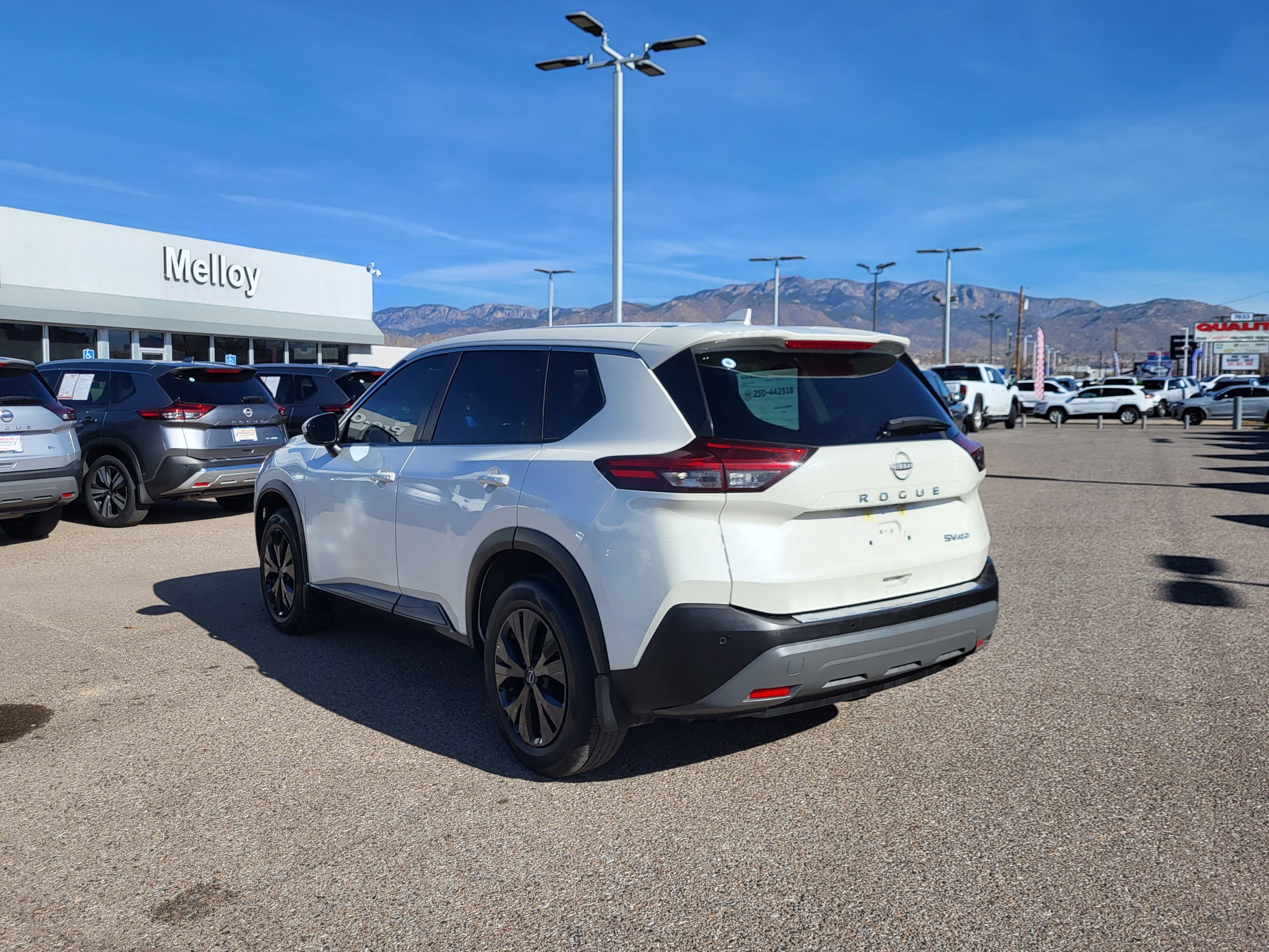 2023 Nissan Rogue SV