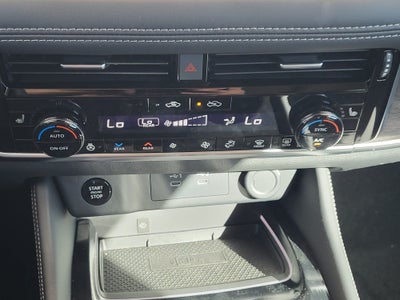 2026 Nissan Rogue AWD Platinum *Ltd Avail*