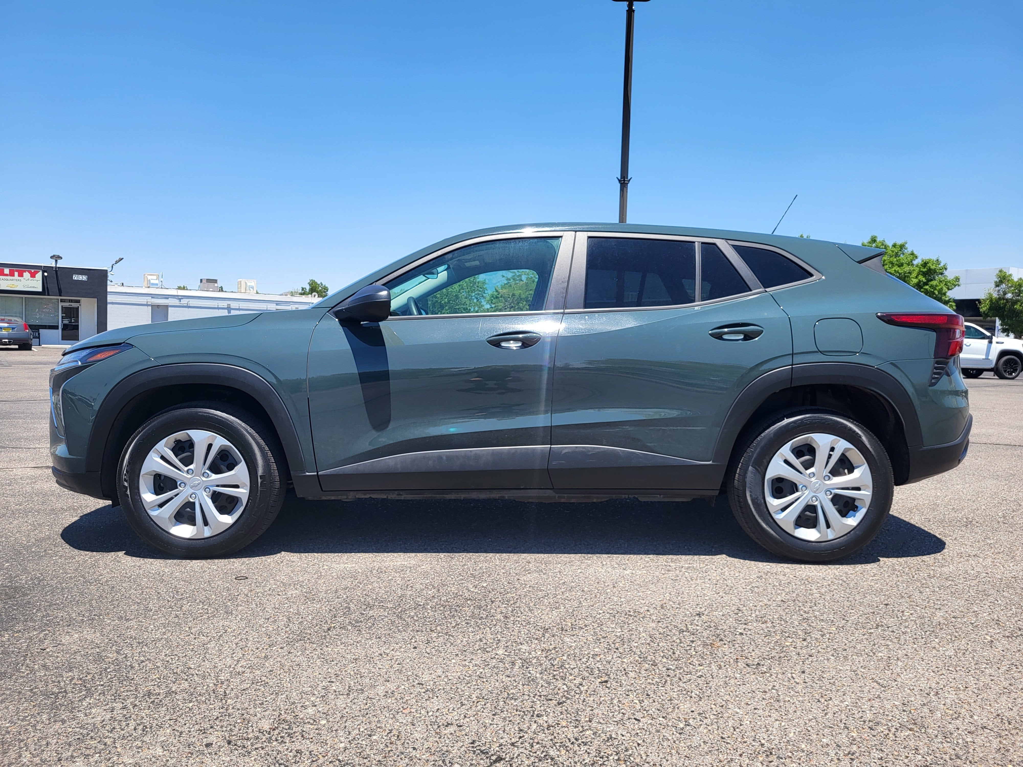 2025 Chevrolet Trax LS