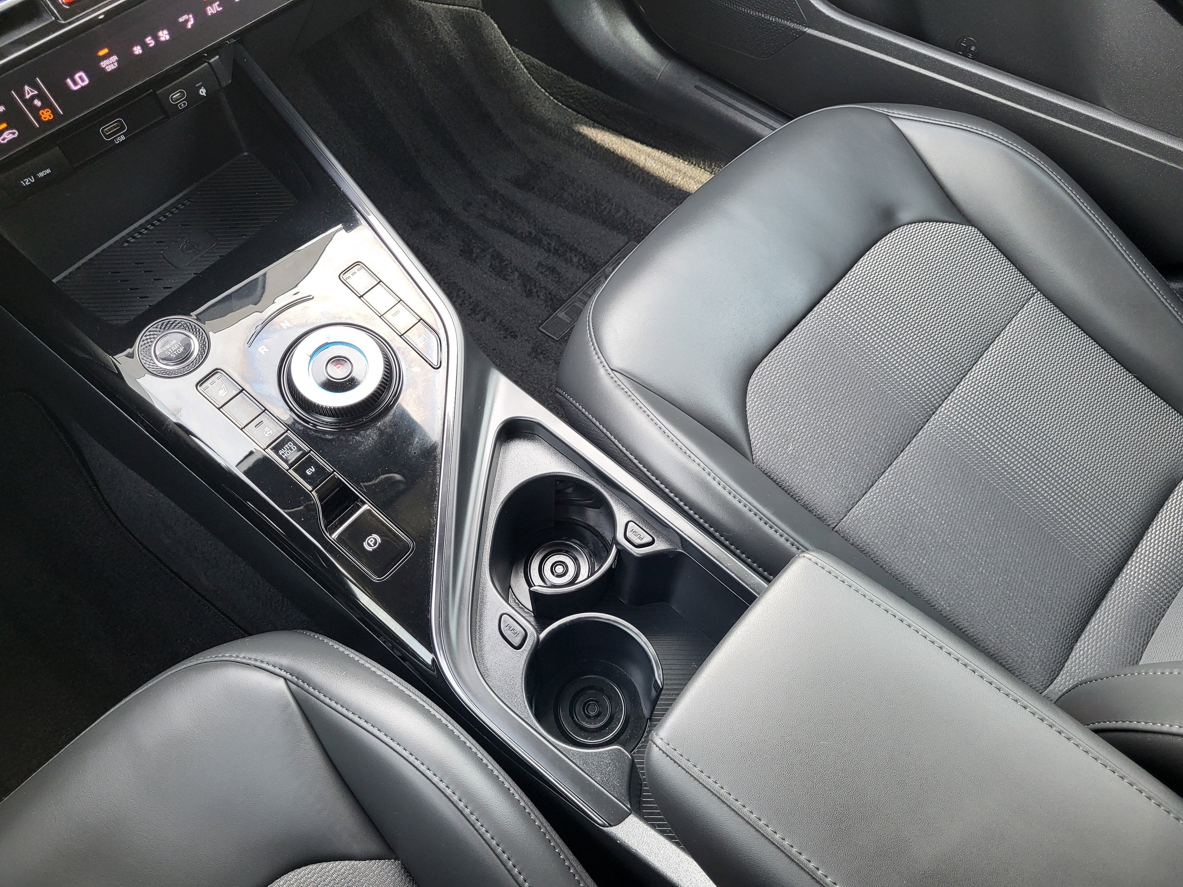 2024 Kia Niro Plug-In Hybrid EX
