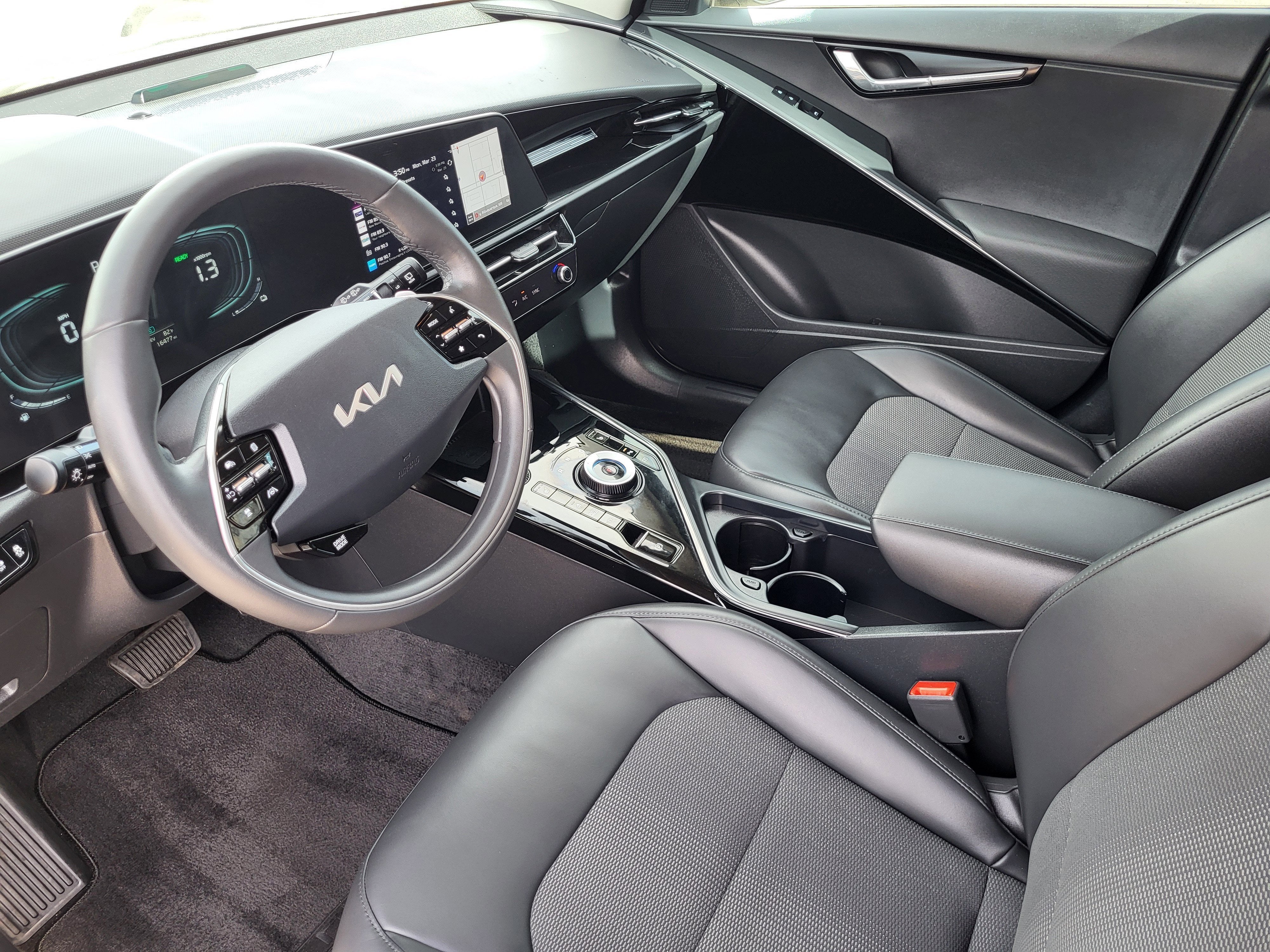 2024 Kia Niro Plug-In Hybrid EX