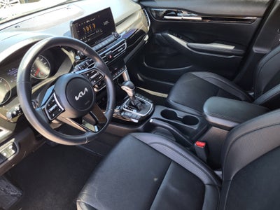 2022 Kia Seltos EX