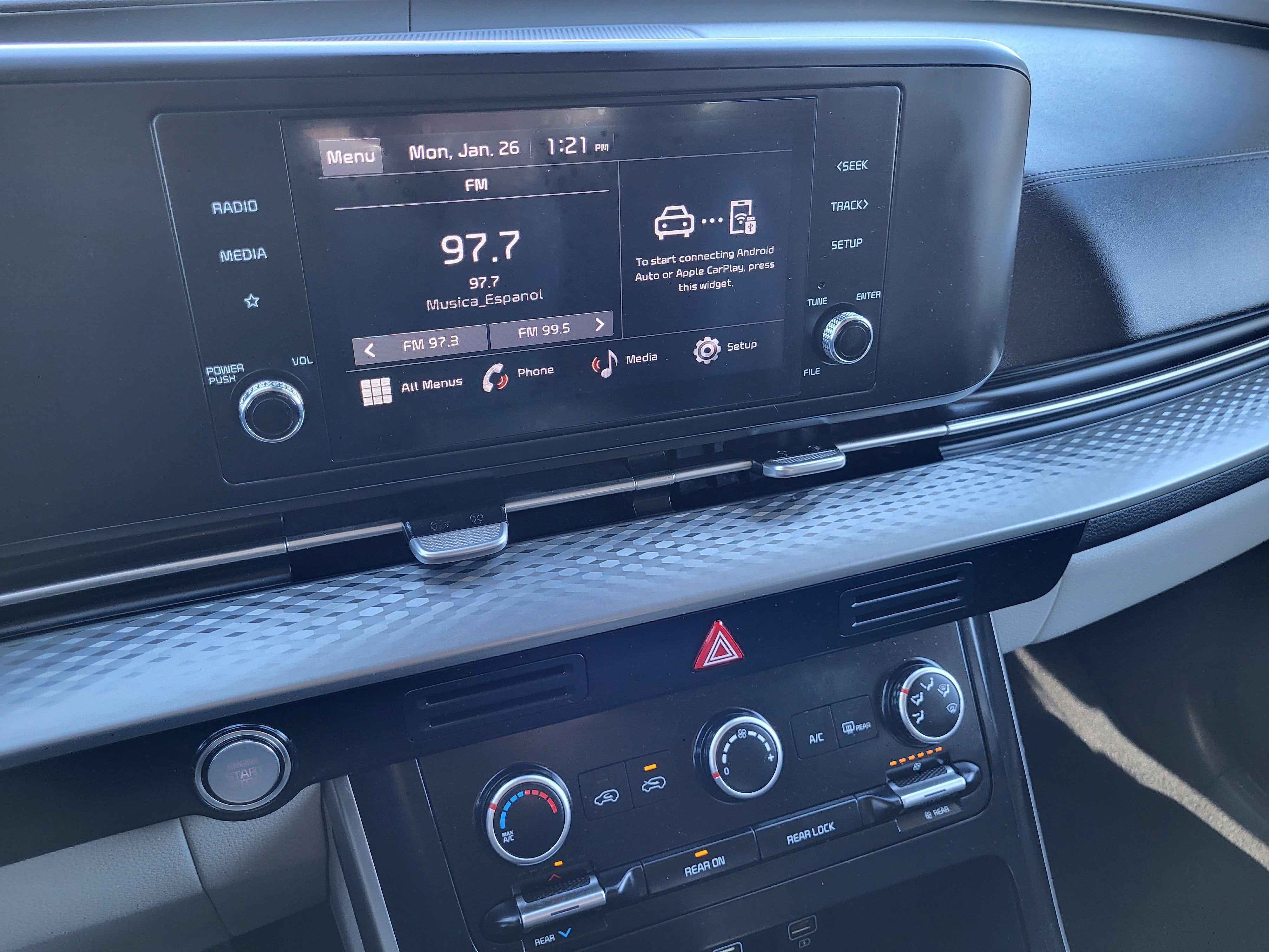 2024 Kia Carnival LX