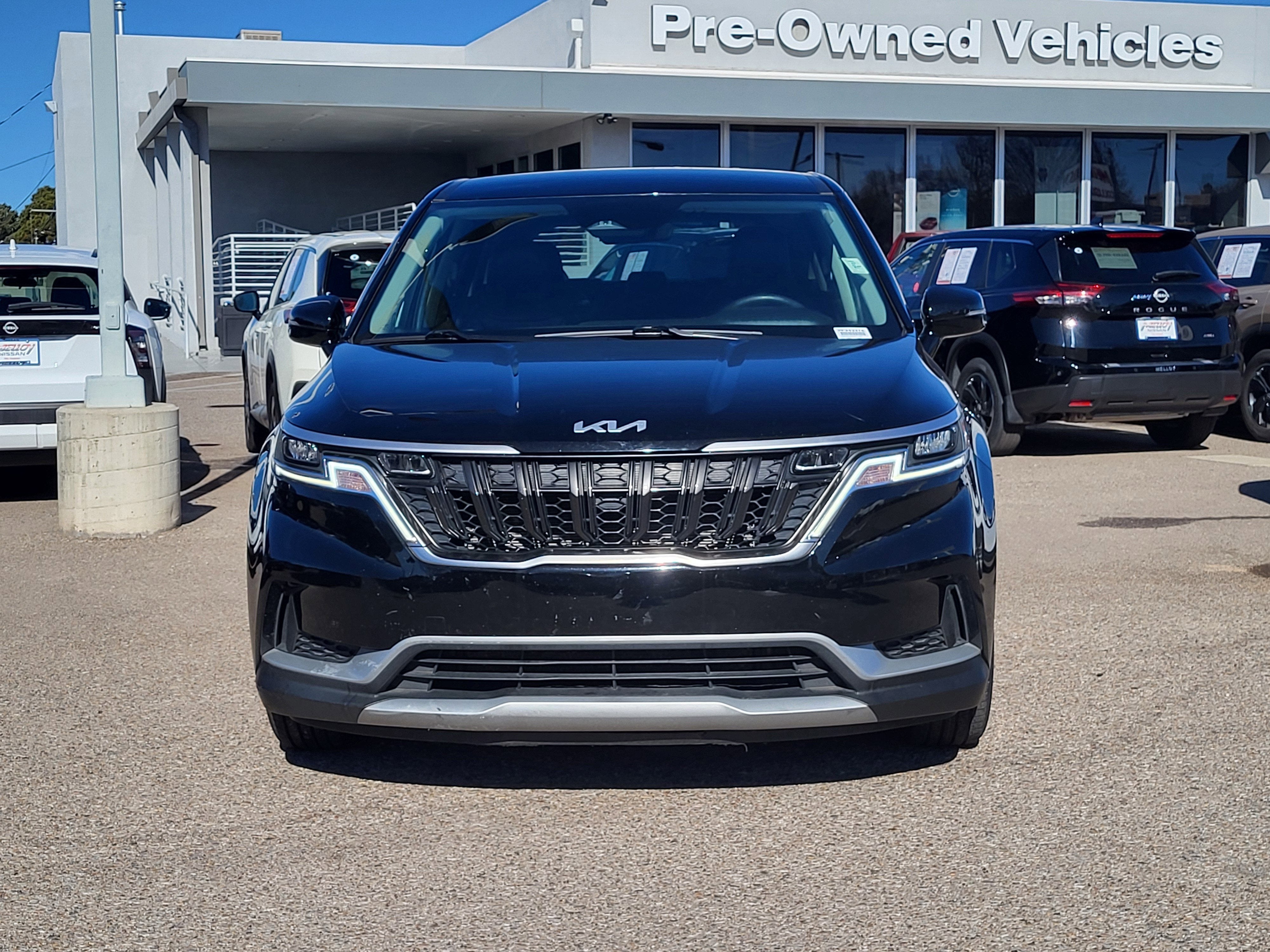 2024 Kia Carnival LX