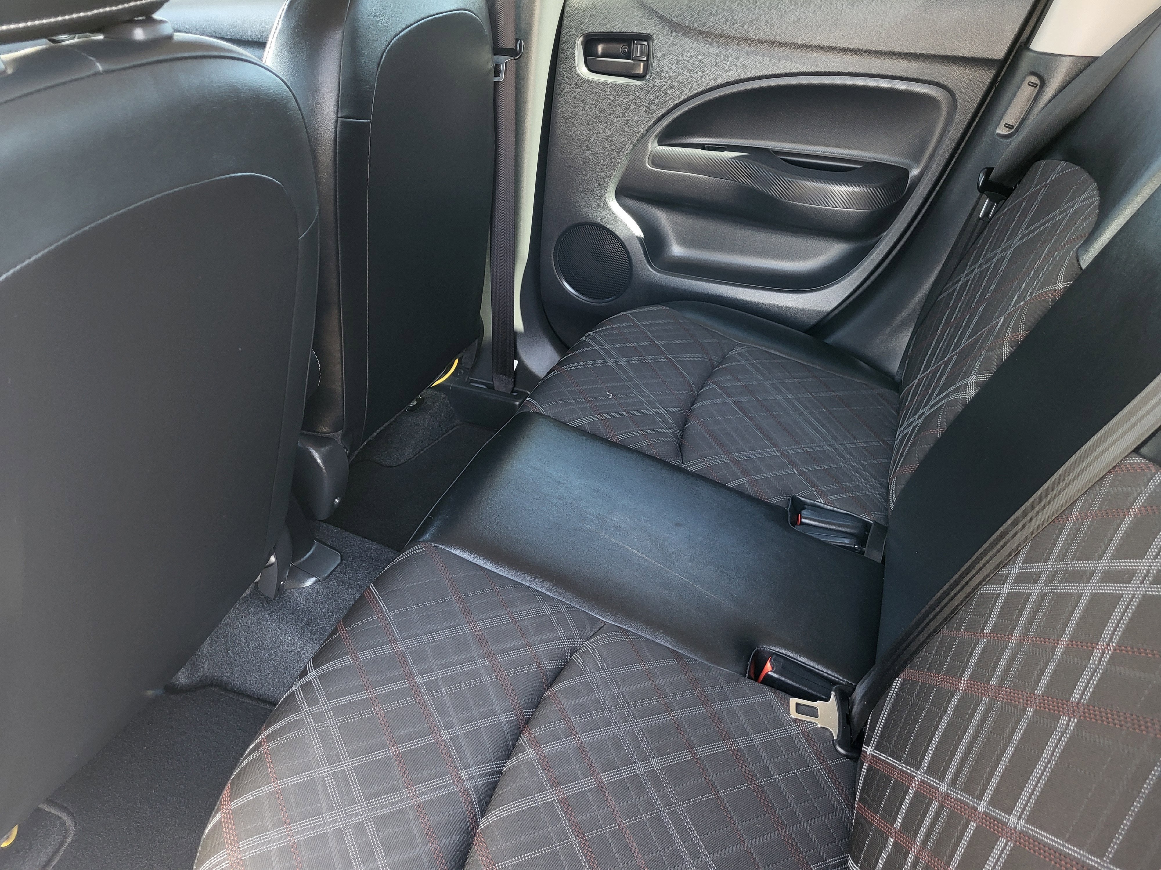 2023 Mitsubishi Mirage SE