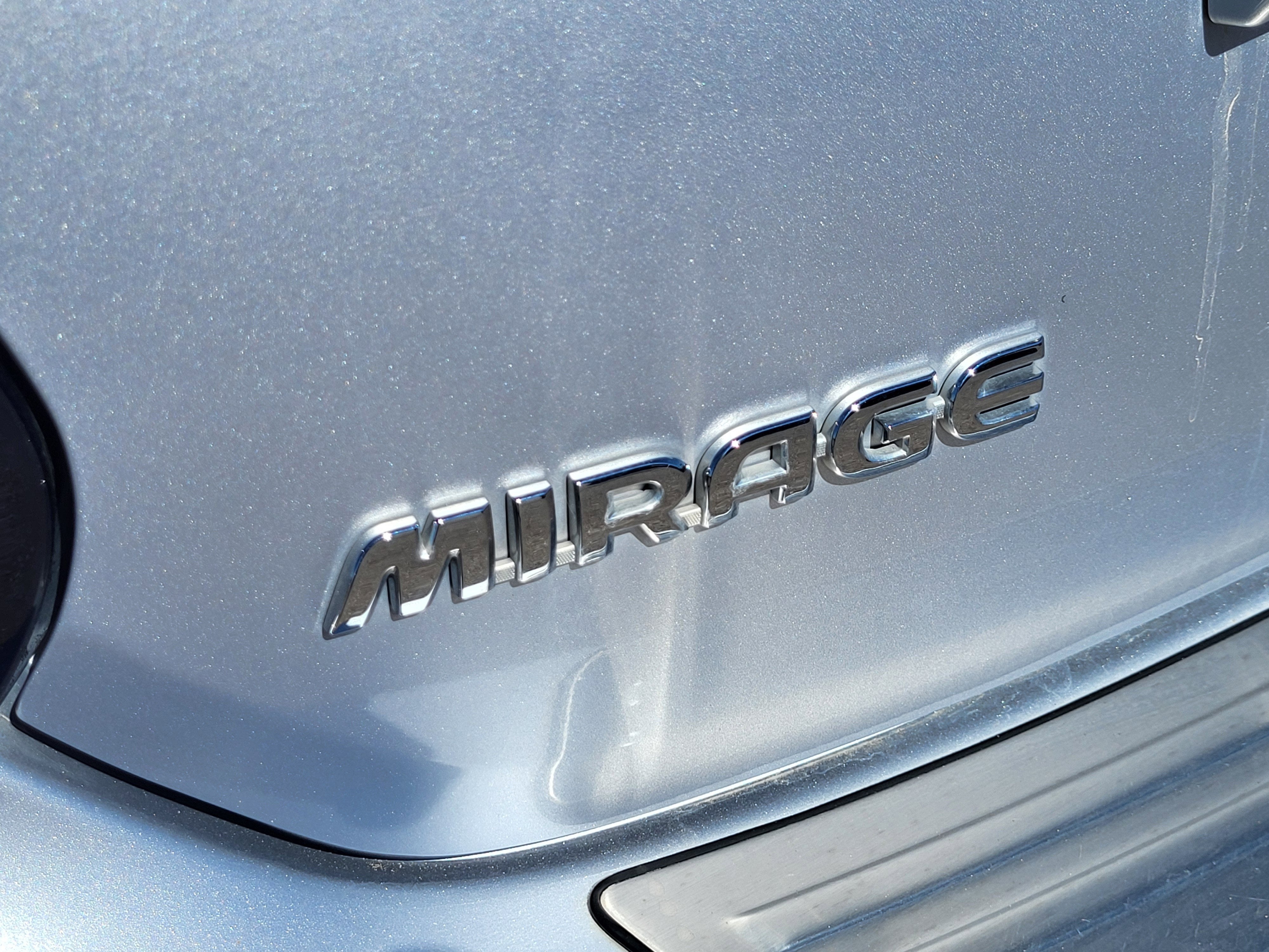 2023 Mitsubishi Mirage SE