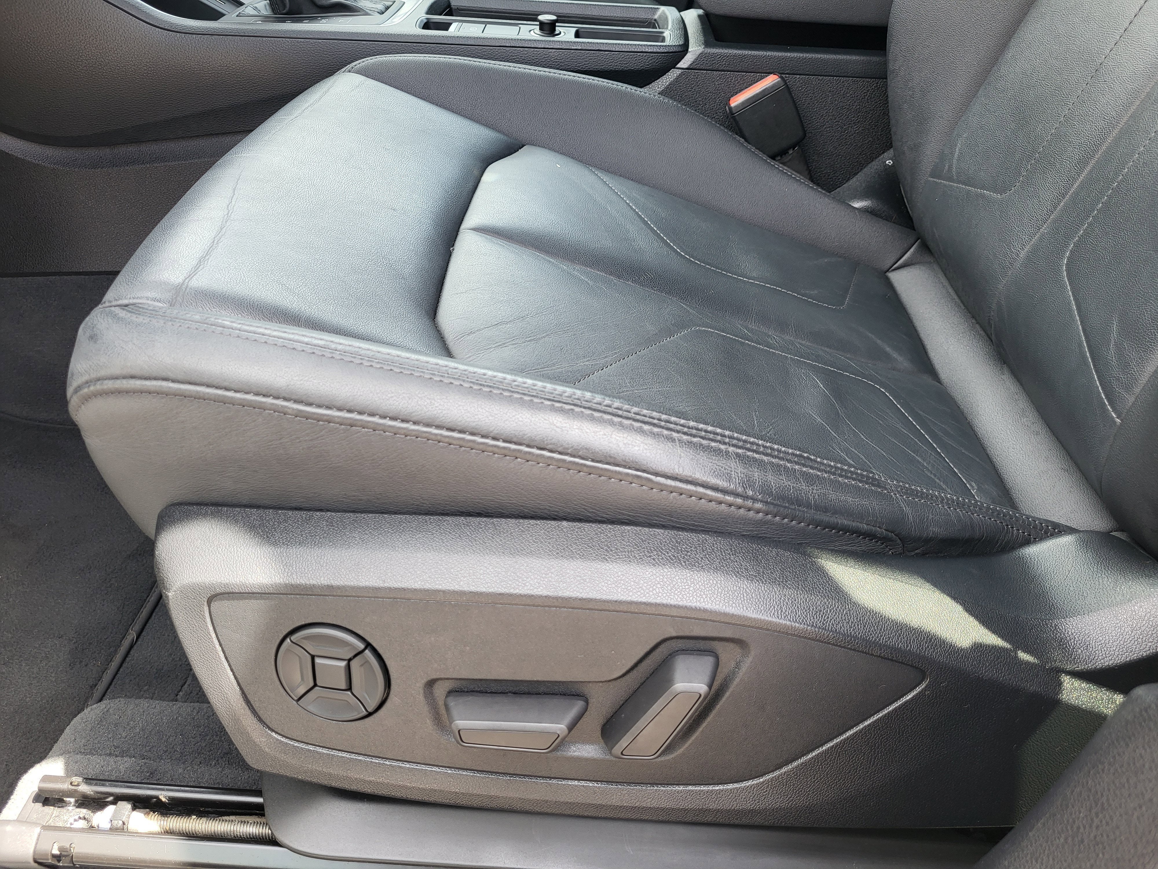 2020 Audi Q3 S line Premium