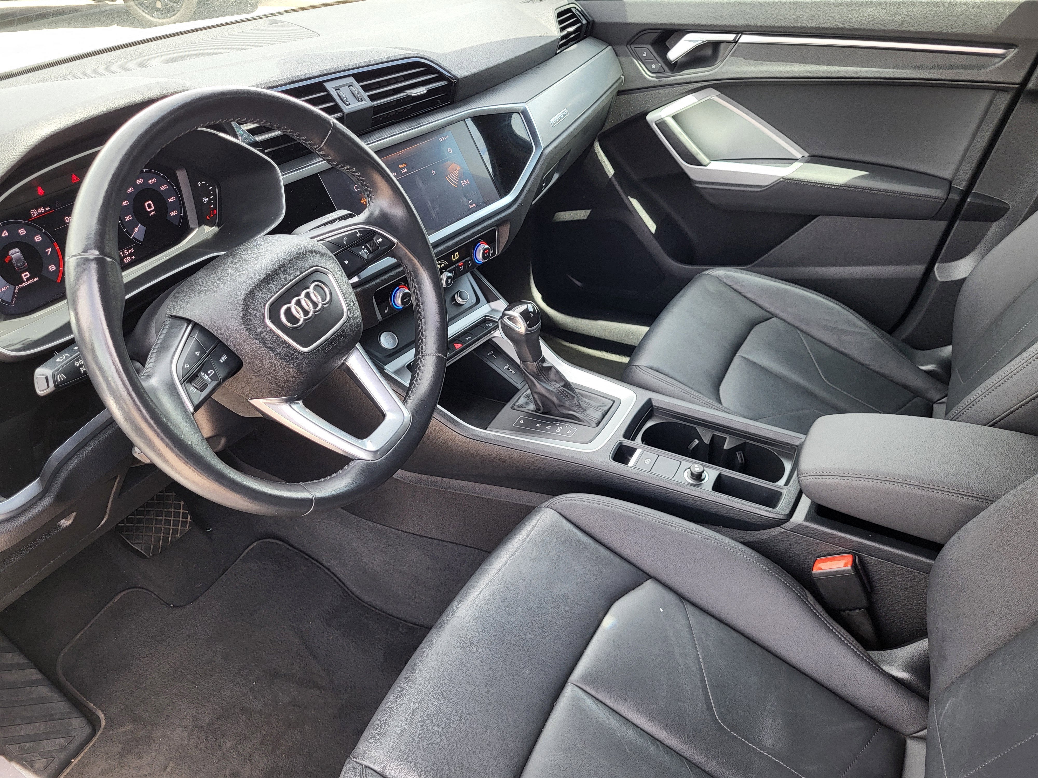 2020 Audi Q3 S line Premium
