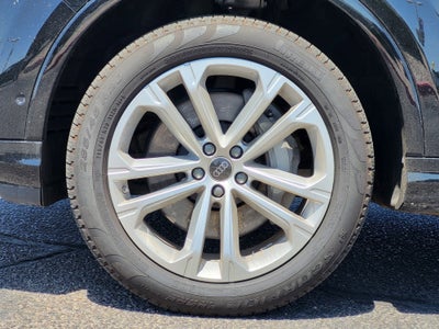 2025 Audi Q7 Premium Plus