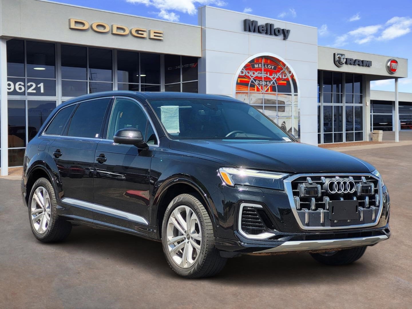 2025 Audi Q7 Premium Plus