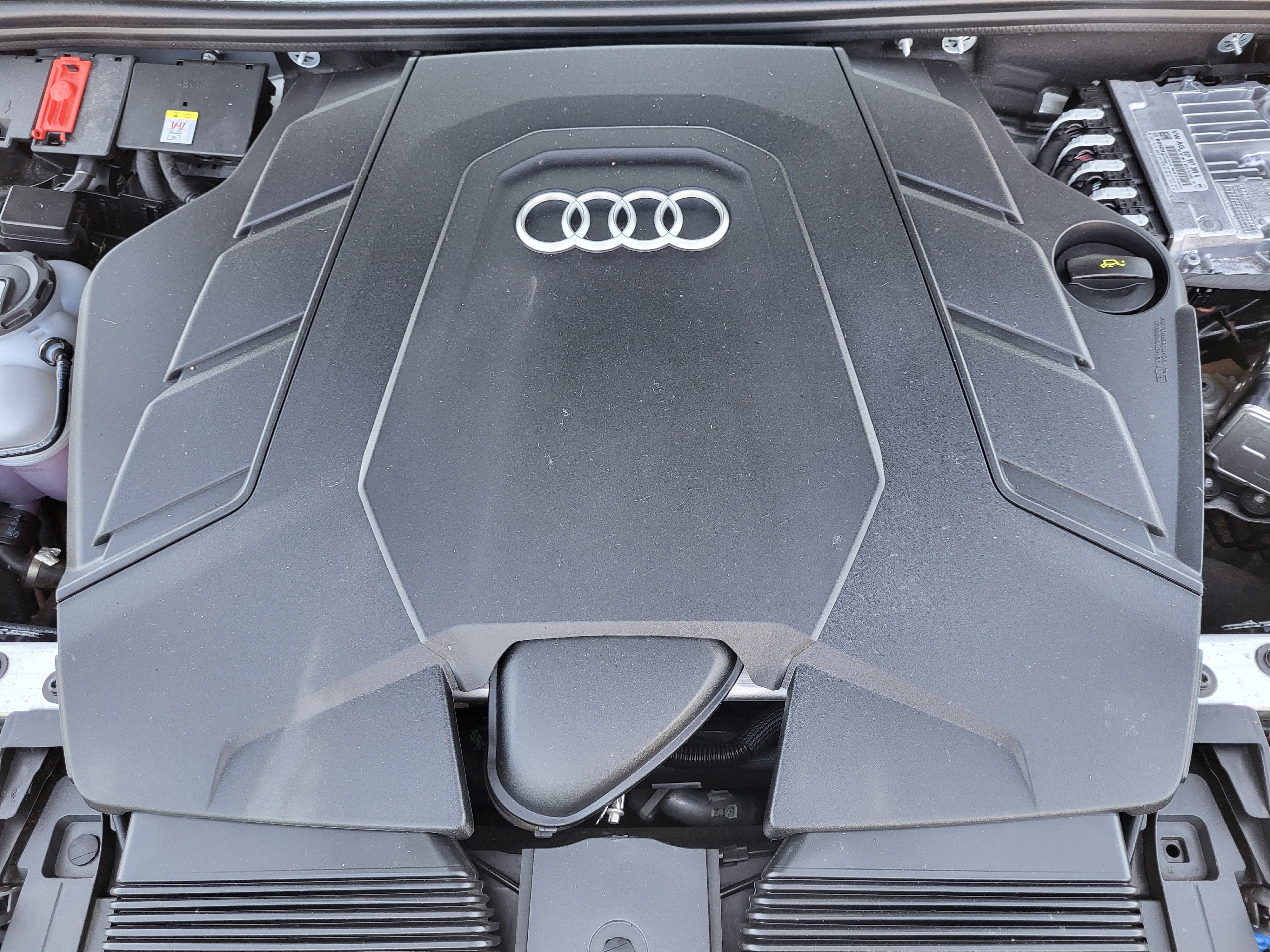 2025 Audi Q7 Premium Plus