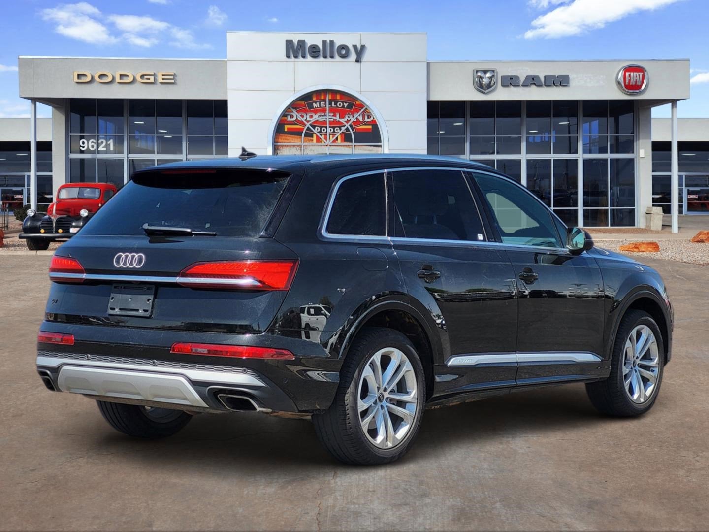 2025 Audi Q7 Premium Plus