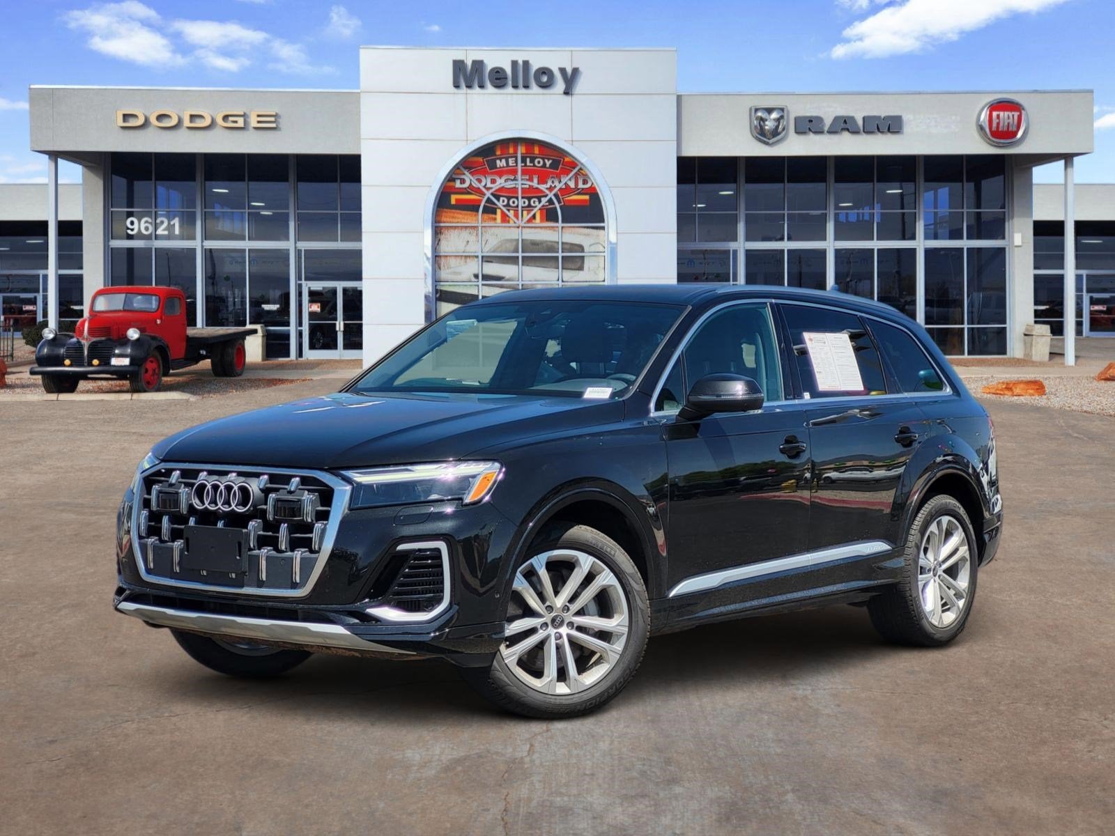 2025 Audi Q7 Premium Plus